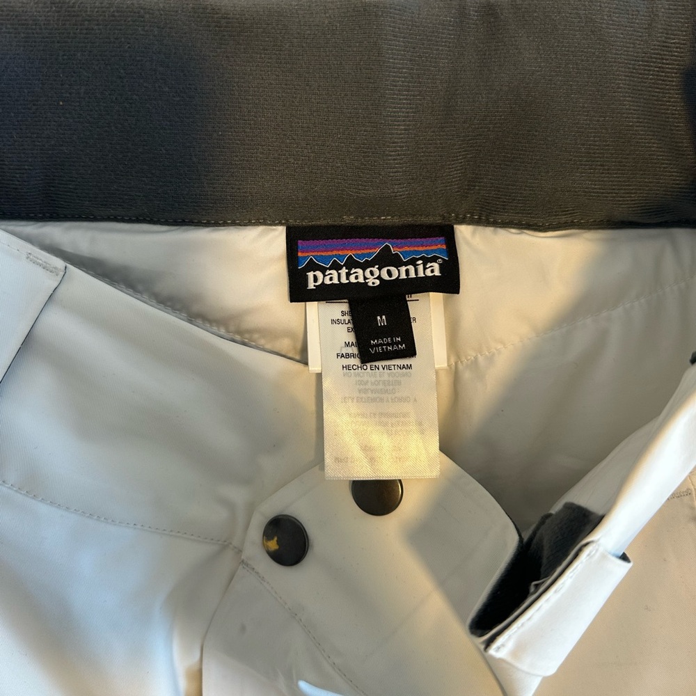 Patagonia Women’s White Snow/Ski Pants medium - Picture 2 of 6